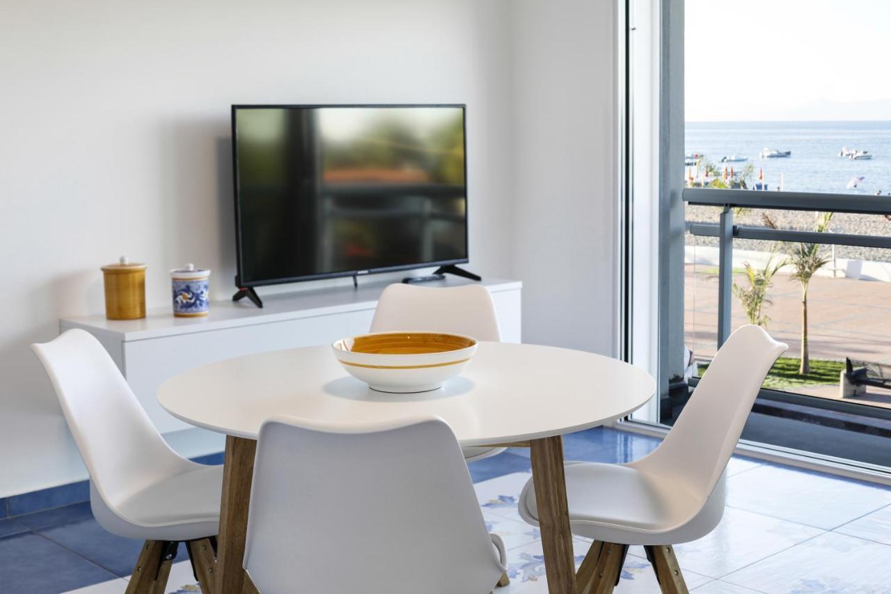 Vista Eolie Apartment ปัตตี ภายนอก รูปภาพ